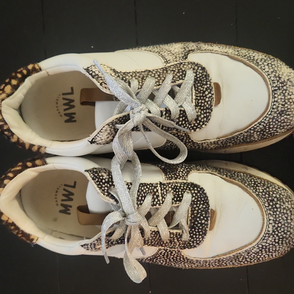 Madewell White and Brown Sneakers with Elegant Gold Design